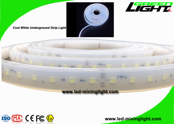 16W/M LEDの適用範囲が広い滑走路端燈の高い内腔LEDのリボンはOEM ODMサービスをつける