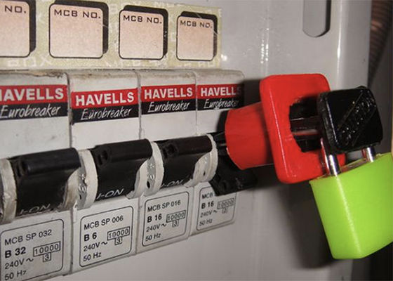 ナイロンPAミニブレーカーロックアウト ミニチュアサーキットブレーカーロックアウト、ピンアウト標準電気ロックアウト