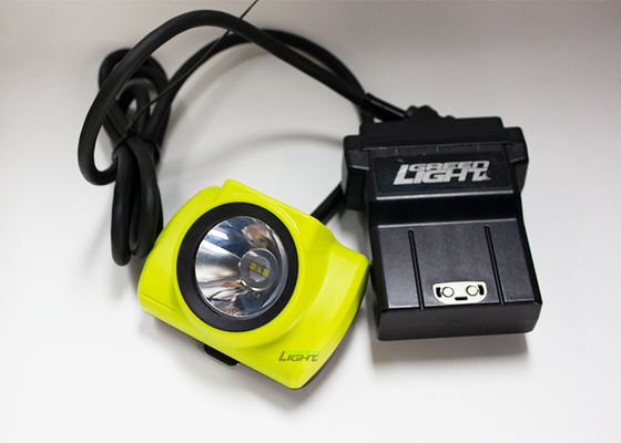 4.07W 14Ah コード付き LED 鉱山用ライト IP68 防水 25000lux 耐衝撃性 鉱山用キャップランプ、OLED スクリーン付き、石炭金岩鉱山用