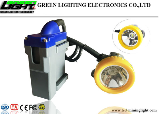 クリー語はLED抗夫を欠く帽子ランプ15000luxが6.6Ah再充電可能なリチウム電池を採用する