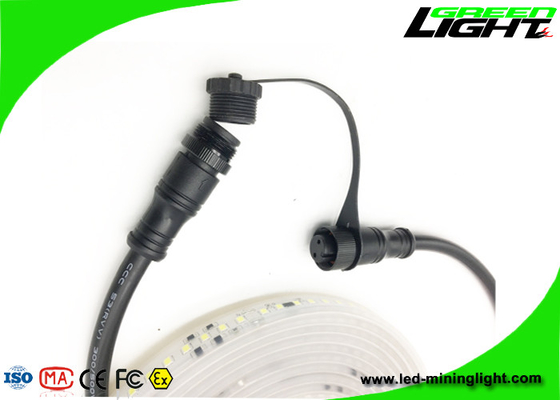耐火性極度の明るいSmd LEDの適用範囲が広い滑走路端燈屋外5500K-6000k 16W/M