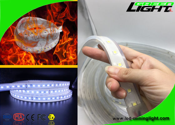 Rgb SMD 5050の防水適用範囲が広い導かれた滑走路端燈涼しく白い色のSilliconeの文書