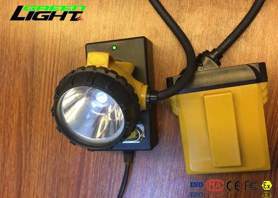 防水Ip68再充電可能な導かれたヘルメット ライト、動くことのための高い発電の導かれたヘッドライト