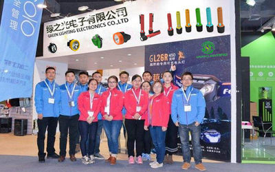 PCのRecharegable LEDのトンネル ライト帽子ランプ2.2Ahのリチウム イオン電池4500lux