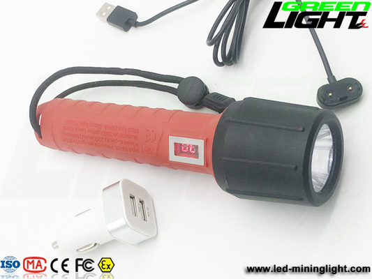 USBの充電器3000lux 750mAの再充電可能なトーチ ライト10W IP68