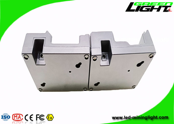 6.8Ah 4.2Wはヘルメットの帽子ランプ25000lux 100000hsの寿命を導いた